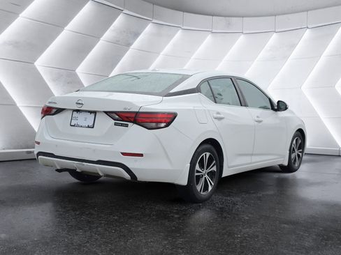 Used 2022 Nissan Sentra SV w/ All-Weather Package FWD image 3