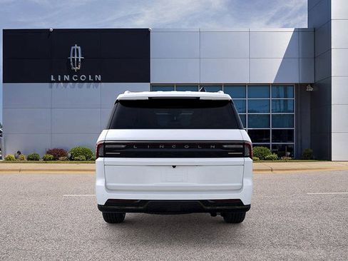 New 2026 Lincoln Navigator L Black Label AWD/4WD image 5