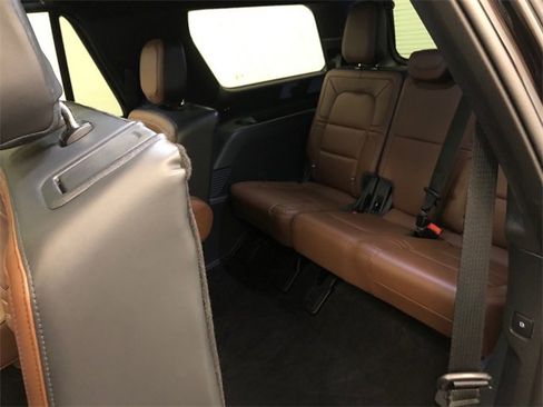 Used 2024 Lincoln Navigator Reserve image 34