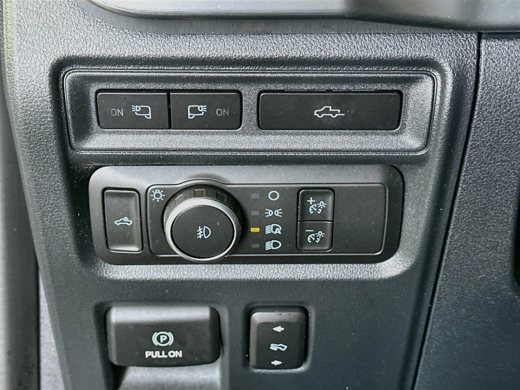 Used 2021 Ford F150 Lariat AWD/4WD image 17
