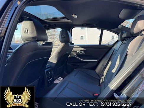 Used 2019 BMW 330i xDrive Sedan w/ Convenience Package image 9