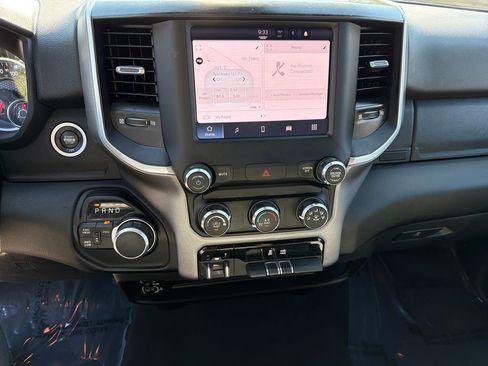 Used 2024 RAM 2500 Big Horn AWD/4WD image 28