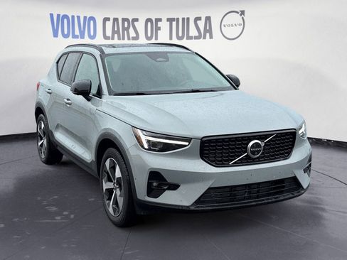 New 2026 Volvo XC40 B5 Plus w/ Protection Package Premier image 7