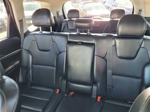 Used 2024 Kia Telluride LX image 9