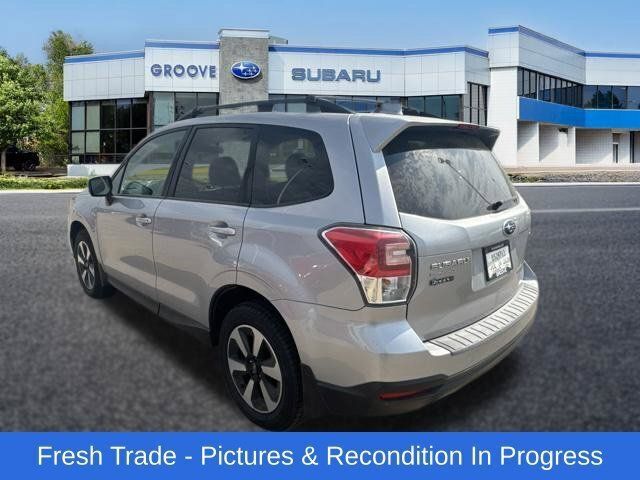 Used 2017 Subaru Forester 2.5i Premium w/ All-Weather Package AWD/4WD image 3