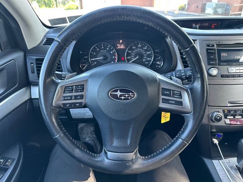 Used 2012 Subaru Outback 2.5i Premium AWD/4WD image 18