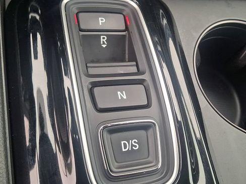 Used 2023 Honda Pilot EX-L image 16