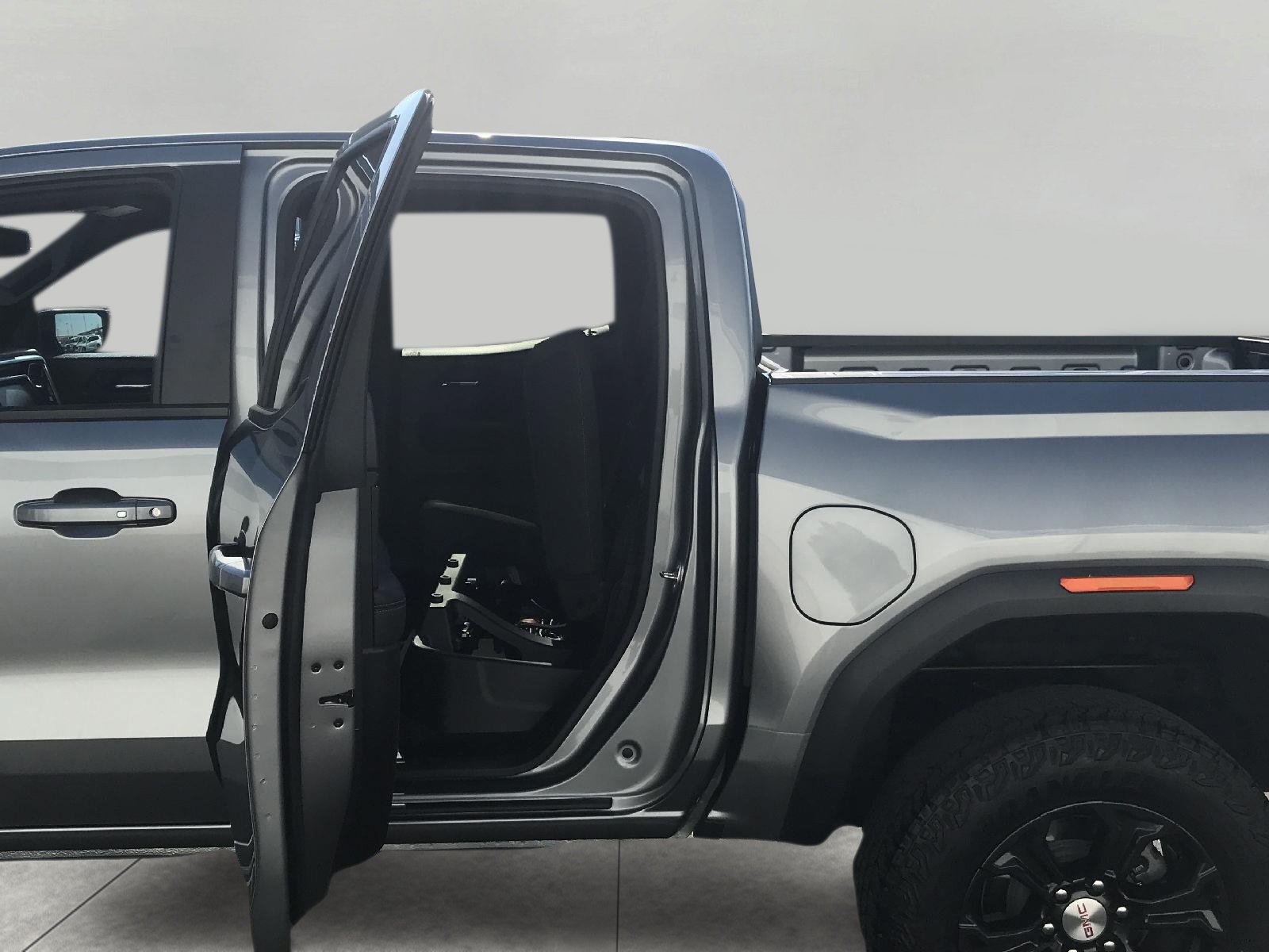 Used 2023 GMC Canyon Elevation w/ Convenience Package AWD/4WD image 26