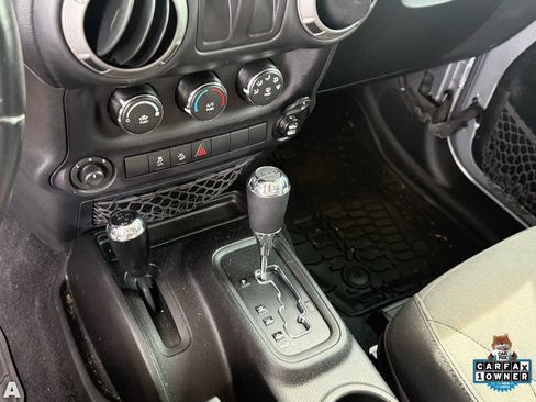 Used 2016 Jeep Wrangler Sport image 12