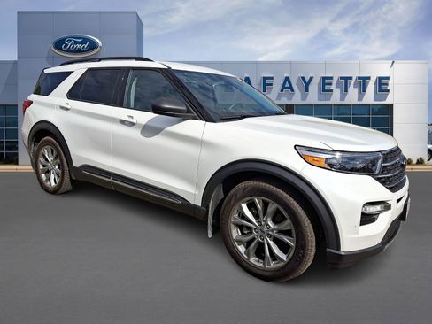 Used 2023 Ford Explorer XLT w/ Equipment Group 202A image 1
