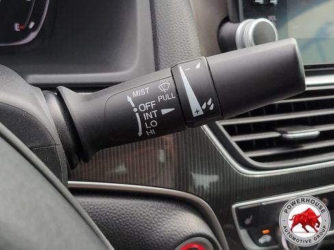 Used 2020 Honda Accord Sport image 29