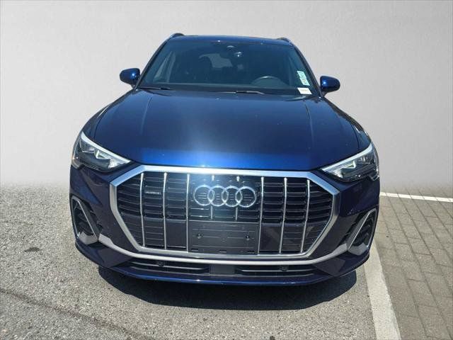 Used 2021 Audi Q3 2.0T Premium w/ Convenience Package AWD/4WD image 8