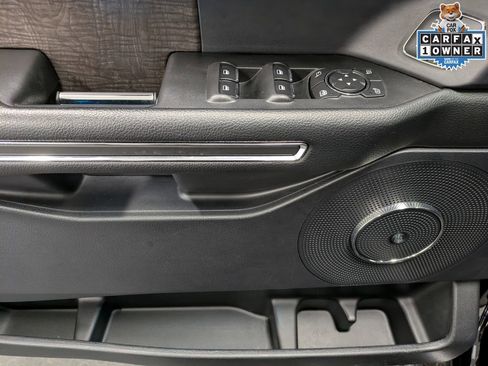 Used 2020 Ford Expedition Limited w/ Equipment Group 302A image 9
