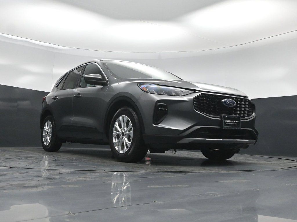Certified 2023 Ford Escape Active w/ Tech Pack #2 FWD image 48