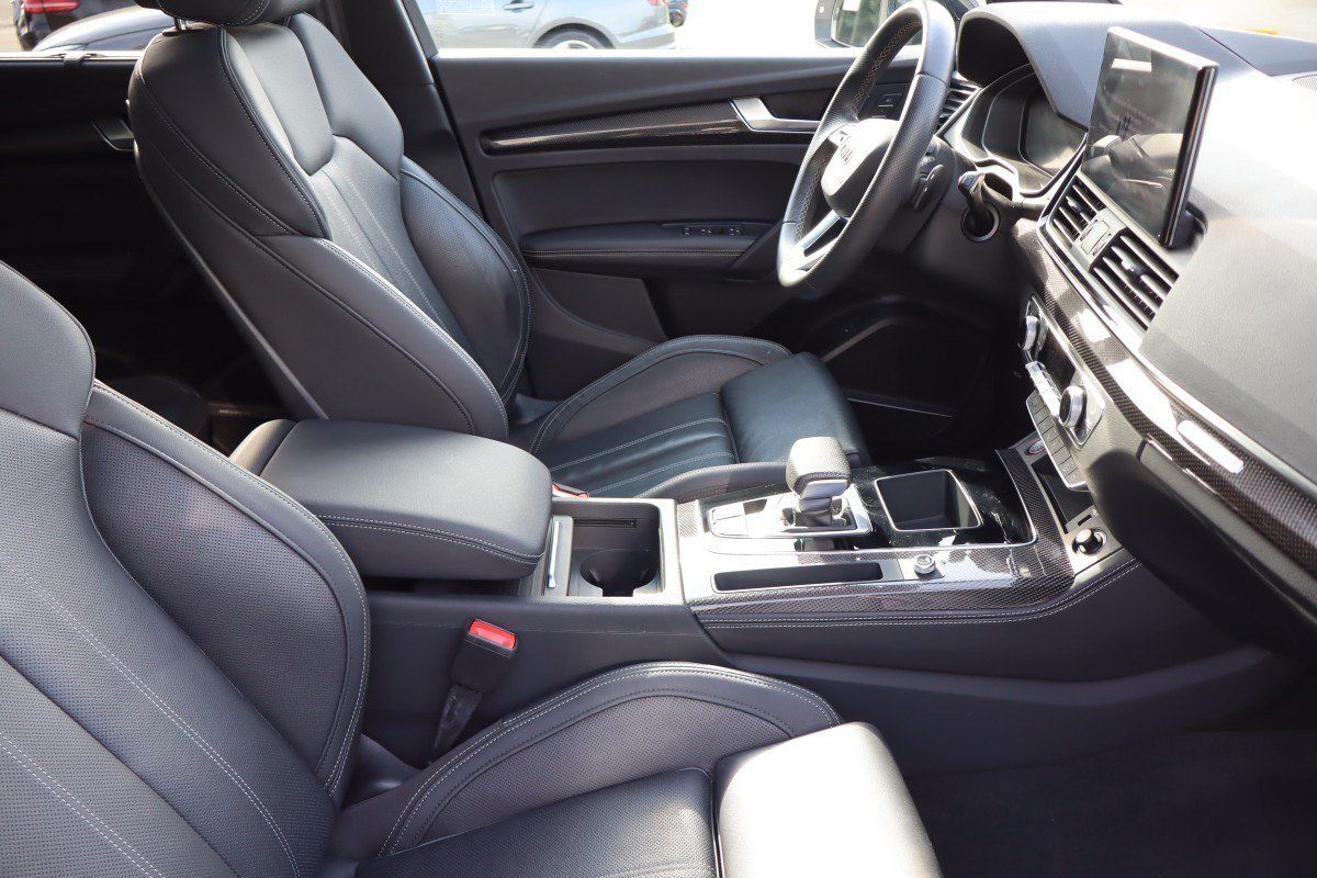 Used 2023 Audi SQ5 Prestige w/ Prestige Package AWD/4WD image 23