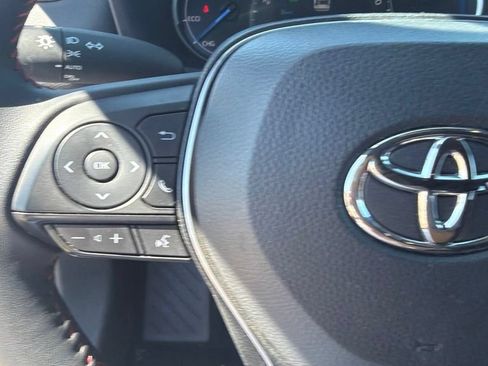 Used 2025 Toyota RAV4 SE AWD/4WD image 13