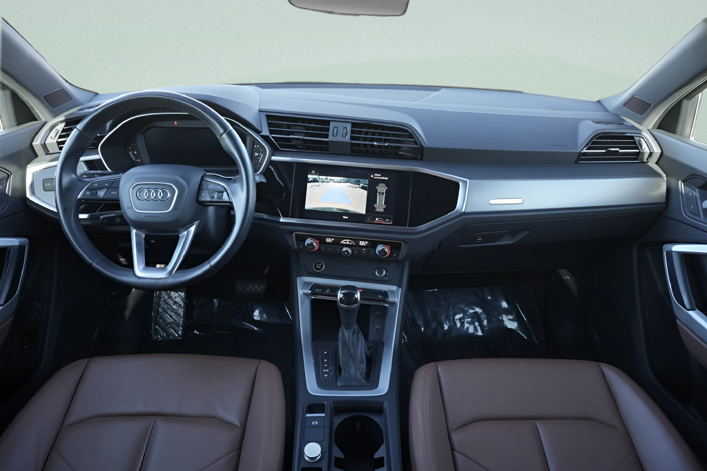 Used 2022 Audi Q3 2.0T Premium w/ Convenience Package AWD/4WD image 18