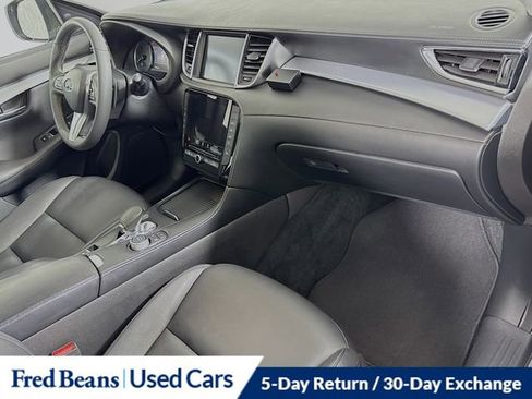 Used 2020 INFINITI QX50 Luxe w/ Navigation Package image 32