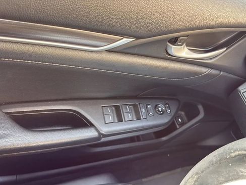 Used 2020 Honda Civic EX-L image 21