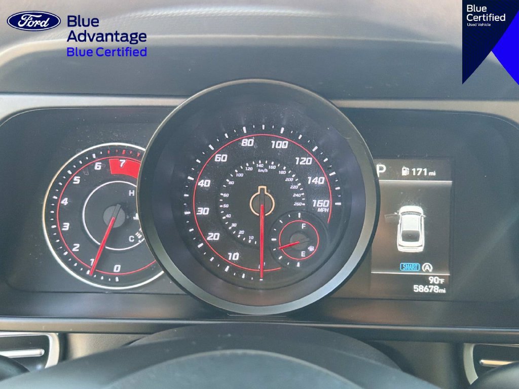 Used 2021 Hyundai Elantra SE FWD image 20