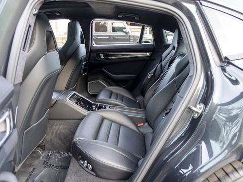 Used 2018 Porsche Panamera Turbo S image 49