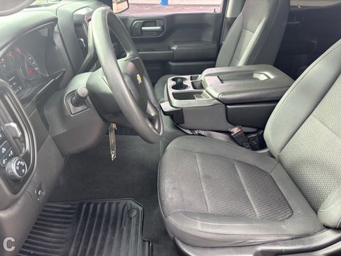 Used 2021 Chevrolet Silverado 1500 Custom image 10