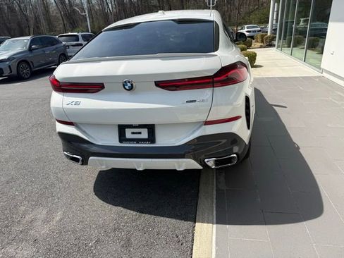 New 2026 BMW X6 xDrive40i image 7