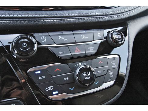 New 2026 Chrysler Pacifica Select w/ S Appearance Package FWD image 19