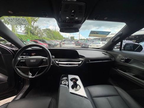 Used 2024 Cadillac Lyriq Tech RWD image 27