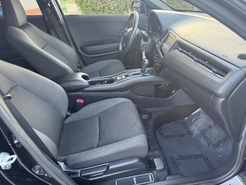 Used 2022 Honda HR-V Sport image 33