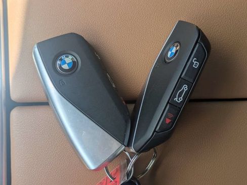 Used 2024 BMW X5 sDrive40i w/ Parking Assistance Package RWD image 37