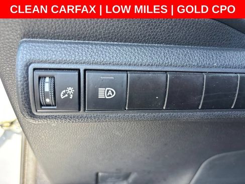 Used 2022 Toyota Corolla LE FWD image 16