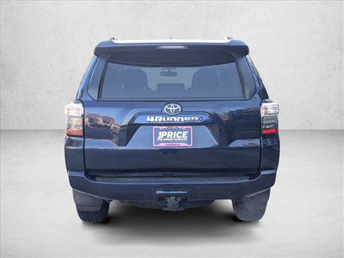 Certified 2019 Toyota 4Runner SR5 Premium image 7