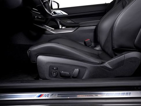 Used 2026 BMW M4 xDrive Competition w/ Executive Package AWD/4WD image 21