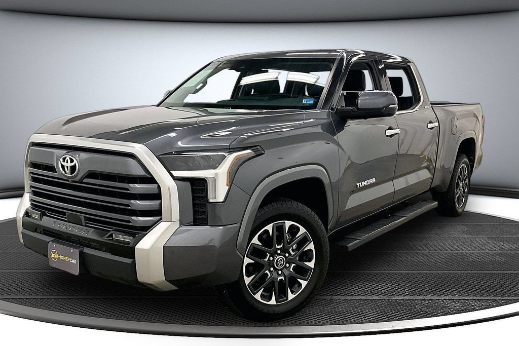 Used 2023 Toyota Tundra Limited AWD/4WD image 3
