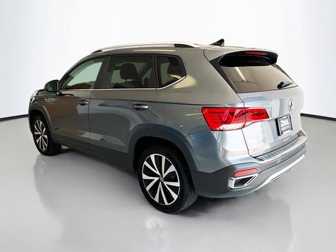 Used 2022 Volkswagen Taos SE AWD/4WD image 10