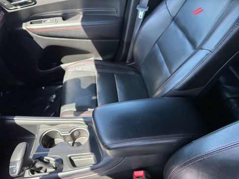 Used 2024 Dodge Durango GT RWD image 14