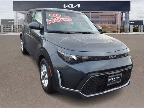 New 2025 Kia Soul LX w/ LX Technology Package image 9