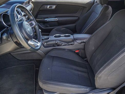 Used 2020 Ford Mustang Coupe image 10