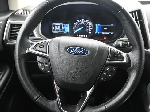 Used 2024 Ford Edge Titanium image 14