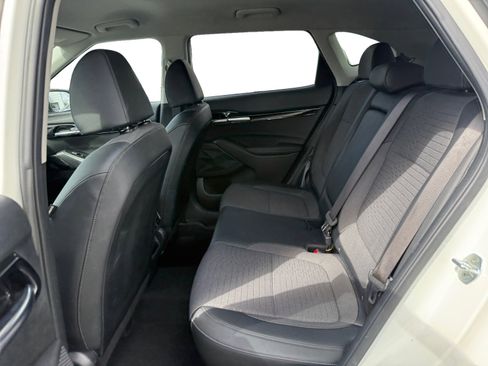 Used 2023 Kia Seltos S w/ Navigation Package FWD image 16
