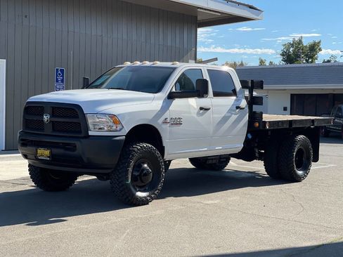 Used 2014 RAM 3500 Tradesman image 4