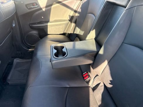 Used 2016 Toyota Prius Four Touring w/ Premium Convenience Package FWD image 16
