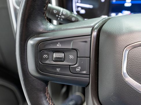 Used 2023 GMC Sierra 2500 AT4 image 29