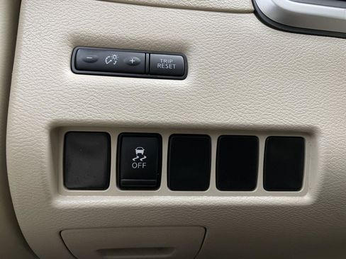 Used 2018 Nissan Murano SV image 30