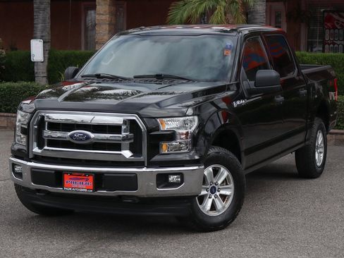 Used 2017 Ford F150 XLT image 4