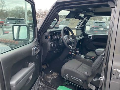 New 2026 Jeep Gladiator Mojave AWD/4WD image 14
