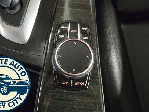 Used 2019 BMW 330i Gran Turismo xDrive w/ Convenience Package image 17