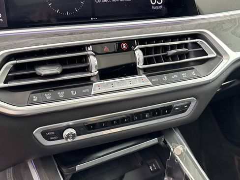 Used 2020 BMW X7 xDrive40i w/ Executive Package AWD/4WD image 29