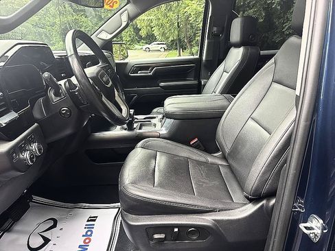 Used 2023 GMC Sierra 1500 SLT w/ SLT Convenience Package AWD/4WD image 11
